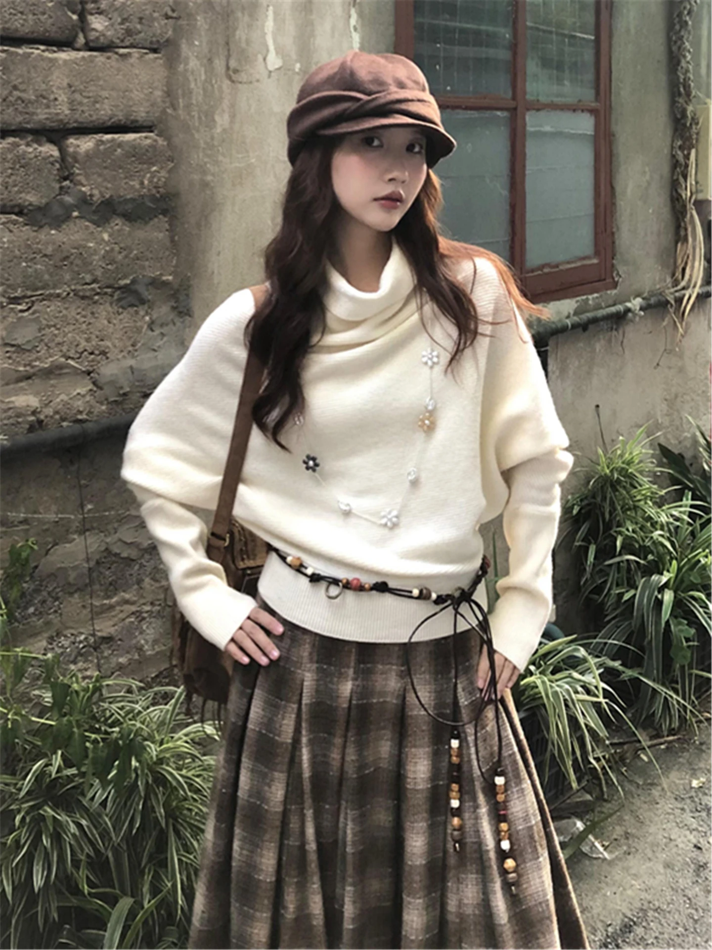 White Knitted High Collar Women's Sweater Winter New Style Waist-Cinching Slimming Top Can Be Worn outside Or inside
White Knitted High Collar Women's Sweater Winter New Style Waist-Cinching Slimming Top Can Be Worn outside Or inside