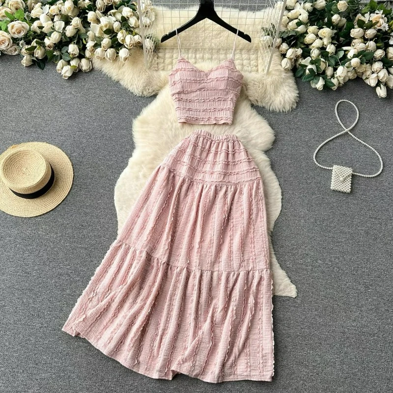 Age-reducing Summer Clothes New Suspender Top Short Versatile Big Swing Skirt Sweet Two-piece Set Fashionable and Temperament
Age-reducing Summer Clothes New Suspender Top Short Versatile Big Swing Skirt Sweet Two-piece Set Fashionable and Temperament