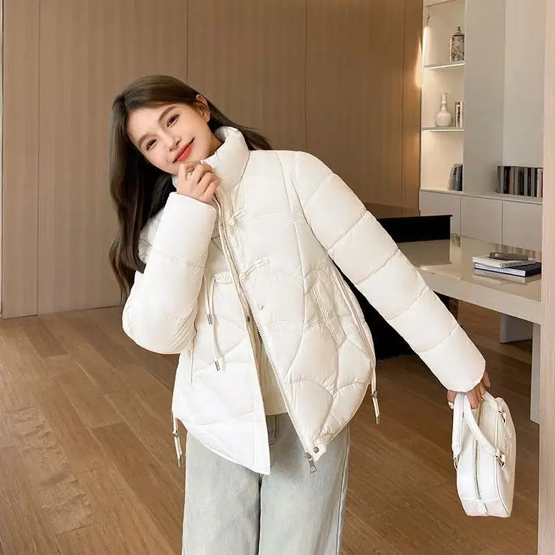 Теплая куртка на хлопковой подкладке, женские парки, новинка зимы 2025, пуховое хлопковое пальто, женская короткая толстая верхняя одежда, корейская верхняя одежда, топы
Теплая куртка на хлопковой подкладке, женские парки, новинка зимы 2025, пуховое хлопковое пальто, женская короткая толстая верхняя одежда, корейская верхняя одежда, топы
