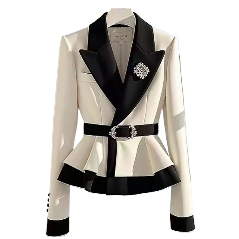 Весенне-осенний новый маленький пиджак женский короткий темпераментный повседневный универсальный тонкий молодой высококачественный женский взрывной простой для поездок на работу
Весенне-осенний новый маленький пиджак женский короткий темпераментный повседневный универсальный тонкий молодой высококачественный женский взрывной простой для поездок на работу