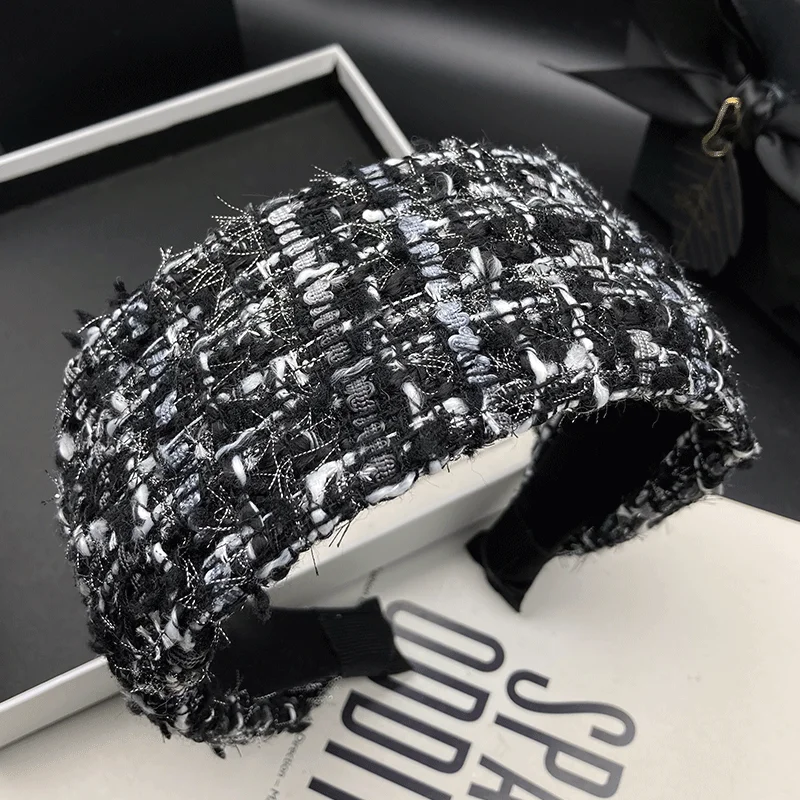 Женская осенне-зимняя новая стильная маленькая шифоновая модная повязка для волос, резинка для волос с широким краем для маски для лица и стирки
Женская осенне-зимняя новая стильная маленькая шифоновая модная повязка для волос, резинка для волос с широким краем для маски для лица и стирки