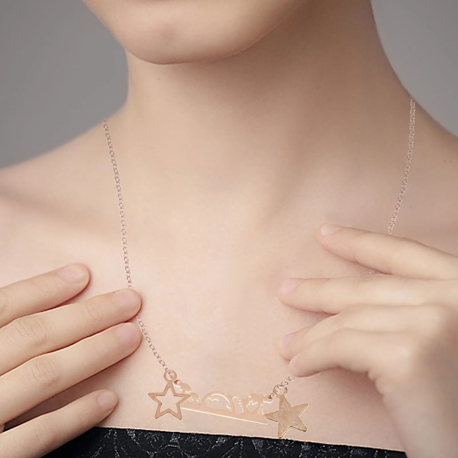 120pcs Star Hollow Pendant DIY Jewelry Making Accessories Metal Charm Elegant Design Fashionable Decorative Parts 
120pcs Star Hollow Pendant DIY Jewelry Making Accessories Metal Charm Elegant Design Fashionable Decorative Parts