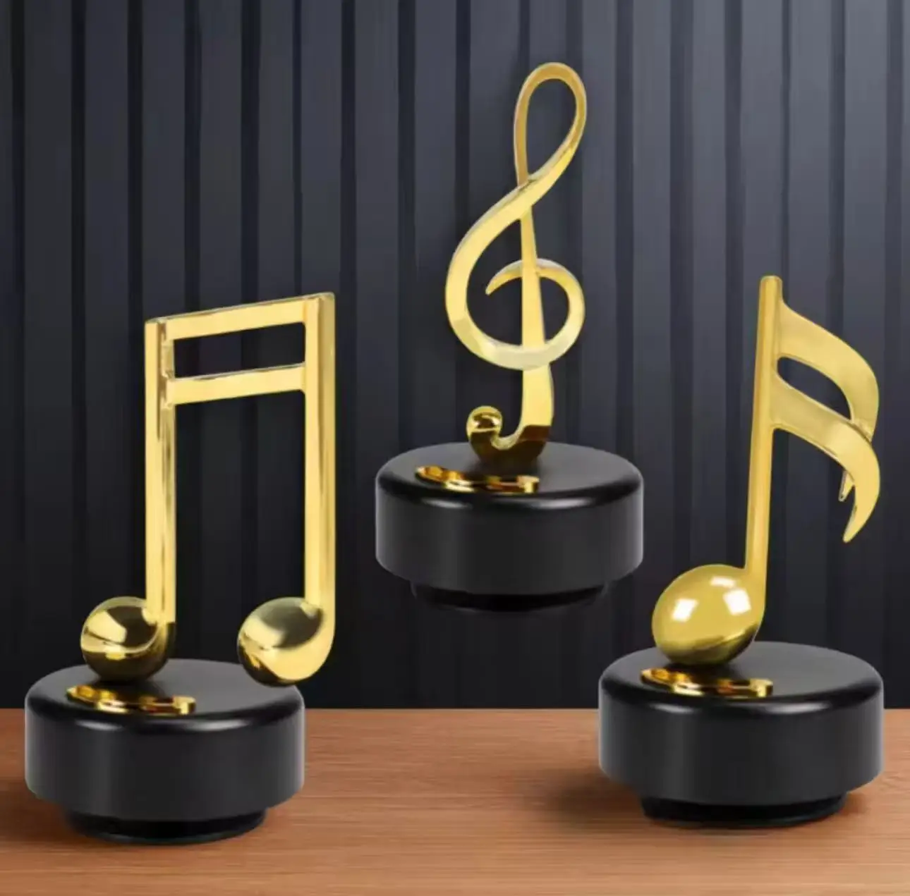 Retro Symbol Rotating Music Box 1 Piece Living Room Decor Creative Holiday Gift Surprise Birthday Valenti Present
Retro Symbol Rotating Music Box 1 Piece Living Room Decor Creative Holiday Gift Surprise Birthday Valenti Present