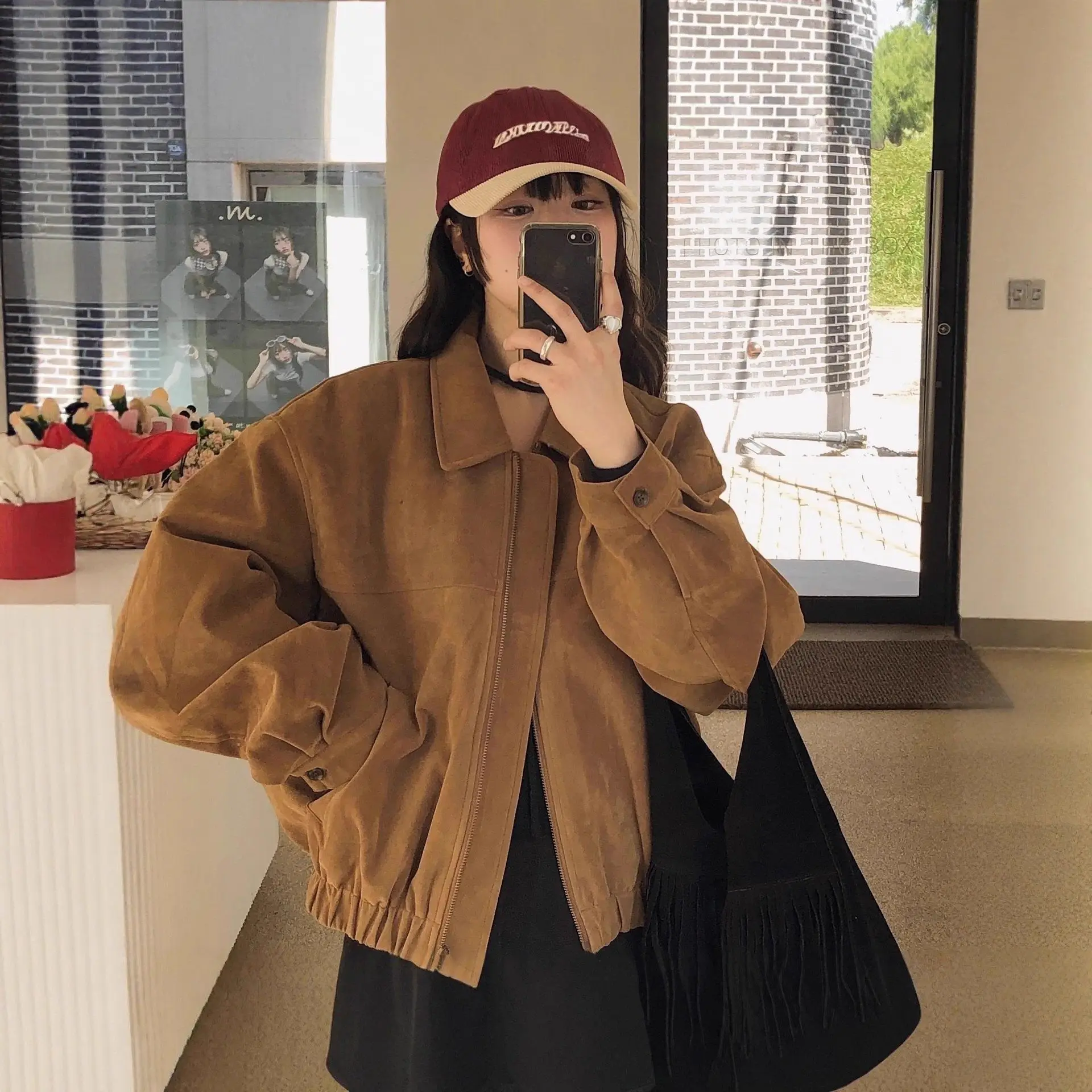 Винтажная весенне-осенняя новая свободная повседневная куртка с длинными рукавами из цветного хлопка для женщин, модная верхняя одежда премиум-качества
Винтажная весенне-осенняя новая свободная повседневная куртка с длинными рукавами из цветного хлопка для женщин, модная верхняя одежда премиум-качества