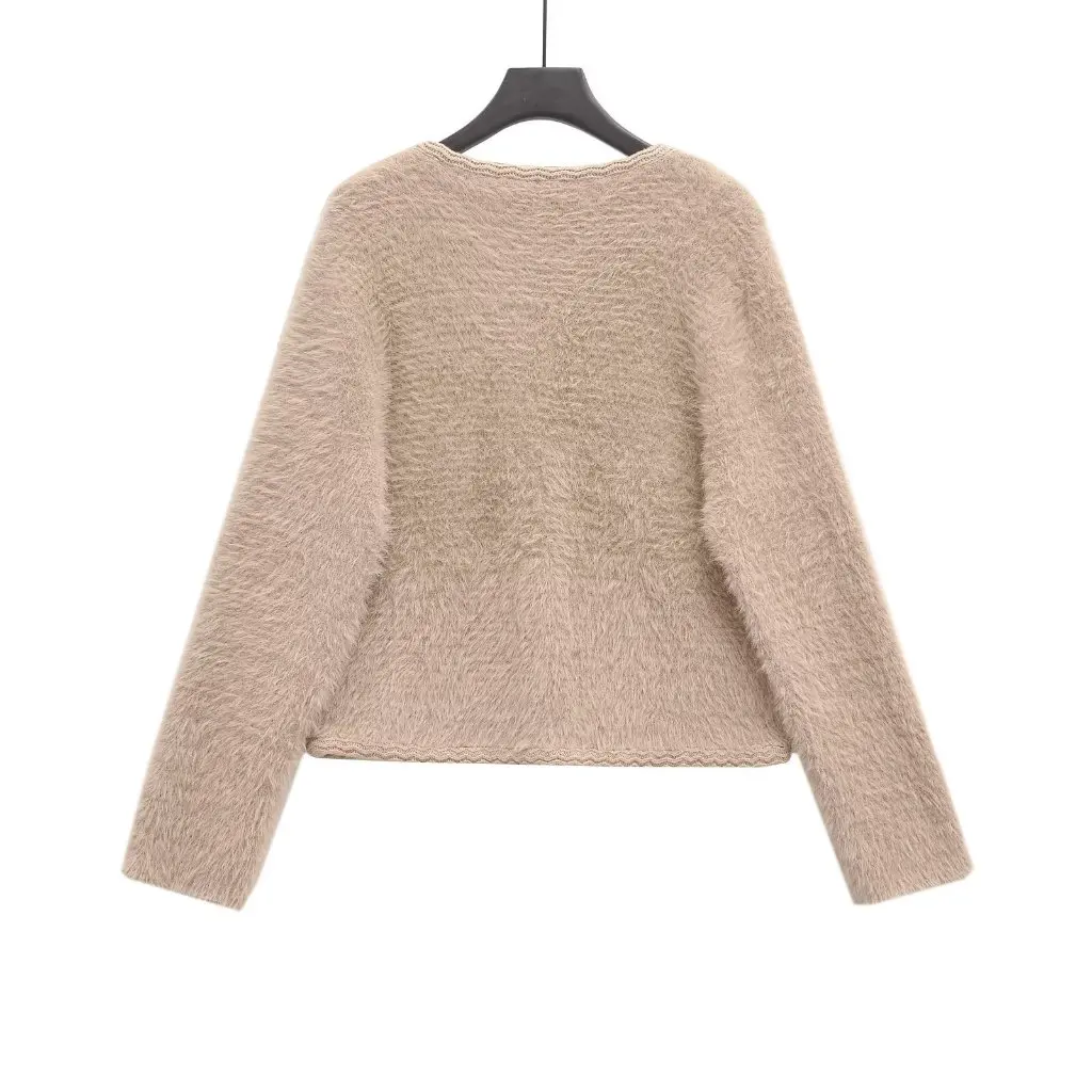 Women's Autumn Winter Knitted Cardigan Imitation Mink Wool Fashion Top European American Style by
Women's Autumn Winter Knitted Cardigan Imitation Mink Wool Fashion Top European American Style by