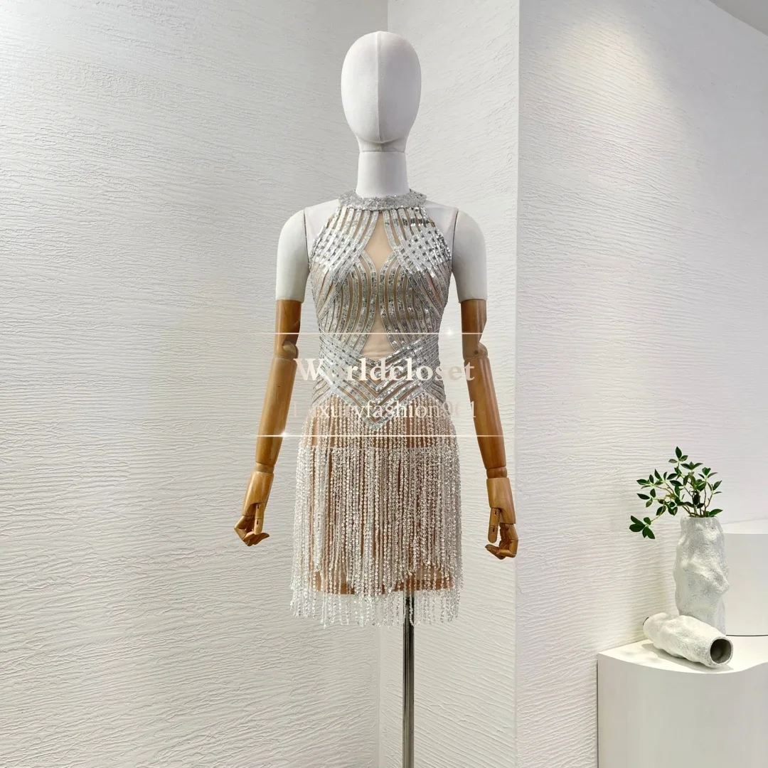 2025 New Beautiful Silvery Tassels Sequined Sleeveless Hatter Backless Mini Dress
2025 New Beautiful Silvery Tassels Sequined Sleeveless Hatter Backless Mini Dress