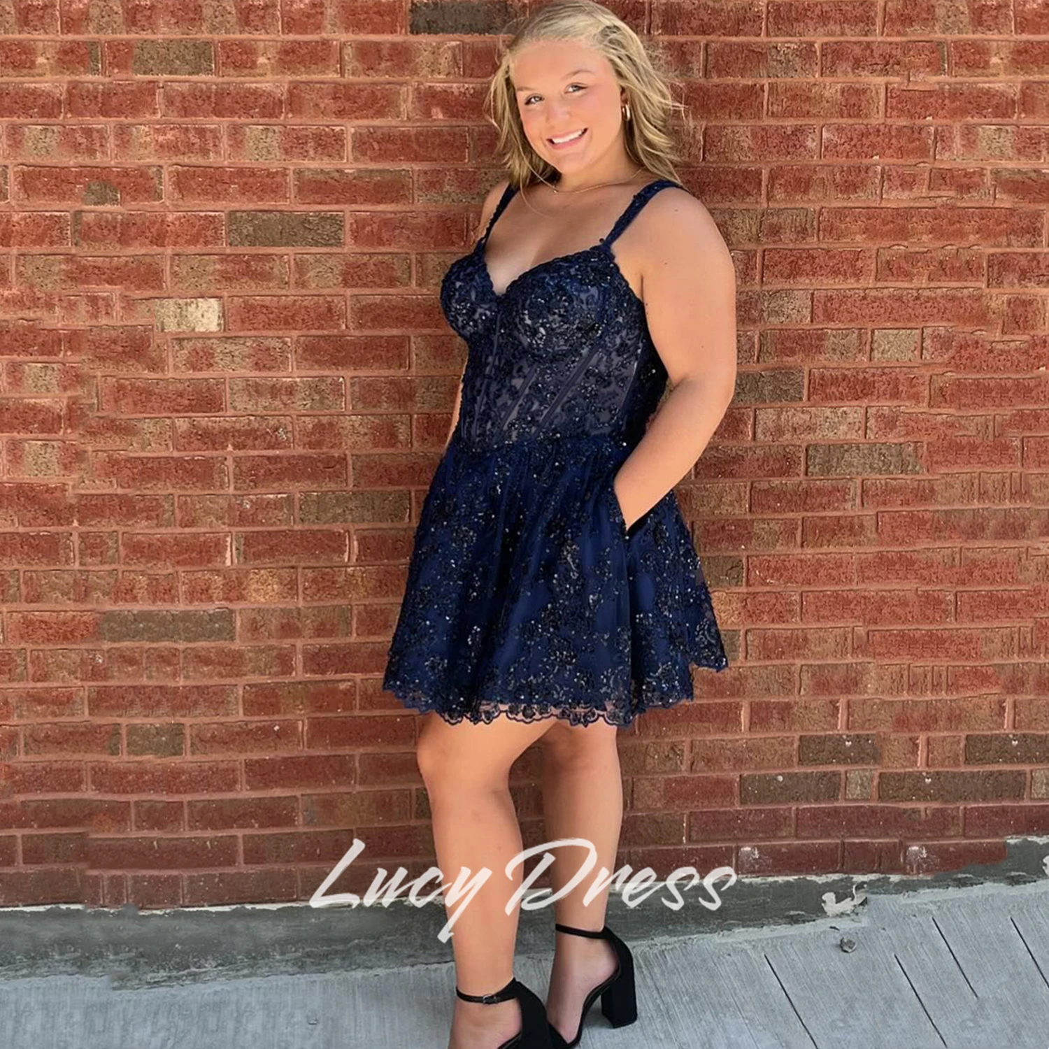 Lucy Tulle Sweetheart Navy A-Line Elegant Stunning Beautiful Luxury Gorgeous Evening Dress 2026 Prom Dress Prom Customized
Lucy Tulle Sweetheart Navy A-Line Elegant Stunning Beautiful Luxury Gorgeous Evening Dress 2026 Prom Dress Prom Customized