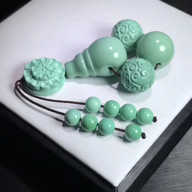 Hubei Turquoise Three-in-One Buddha Round Bead High Porcelain Double-Sided Carving
Hubei Turquoise Three-in-One Buddha Round Bead High Porcelain Double-Sided Carving