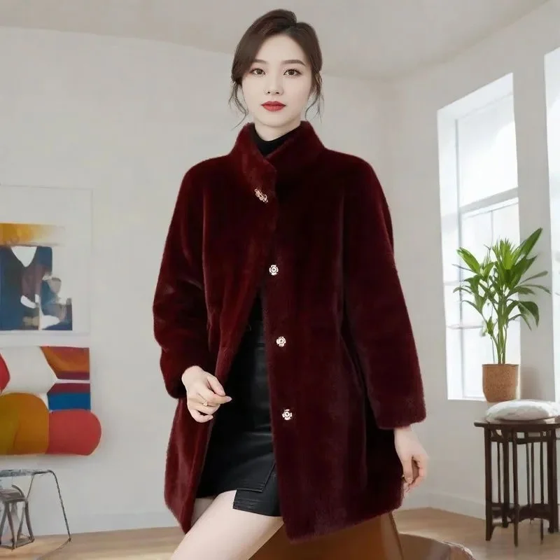 2025 Middle Aged Mother Large Size 4XL Fur Jacket European Women Stand Collar Faux Fur Coat Winter Ladies Fashion Plush Outwear
2025 Middle Aged Mother Large Size 4XL Fur Jacket European Women Stand Collar Faux Fur Coat Winter Ladies Fashion Plush Outwear