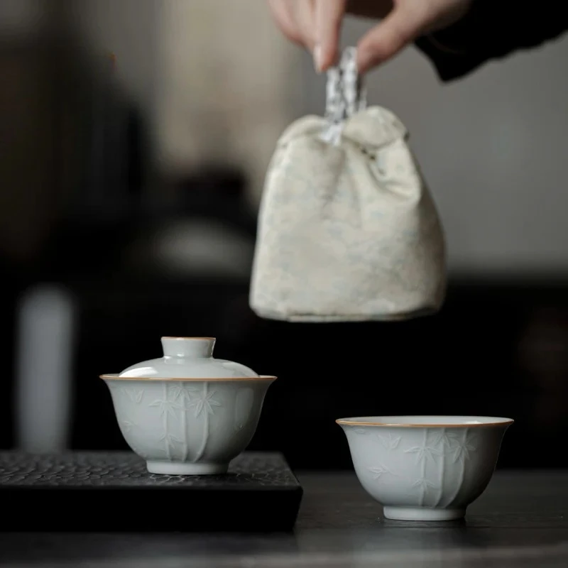 80ml Boutique Embossed Lotus Bamboo Peony Petal Ceramic Travel Teaware Portable Kung Fu Tea Set Quick Cup Outdoor Tea Designer
80ml Boutique Embossed Lotus Bamboo Peony Petal Ceramic Travel Teaware Portable Kung Fu Tea Set Quick Cup Outdoor Tea Designer