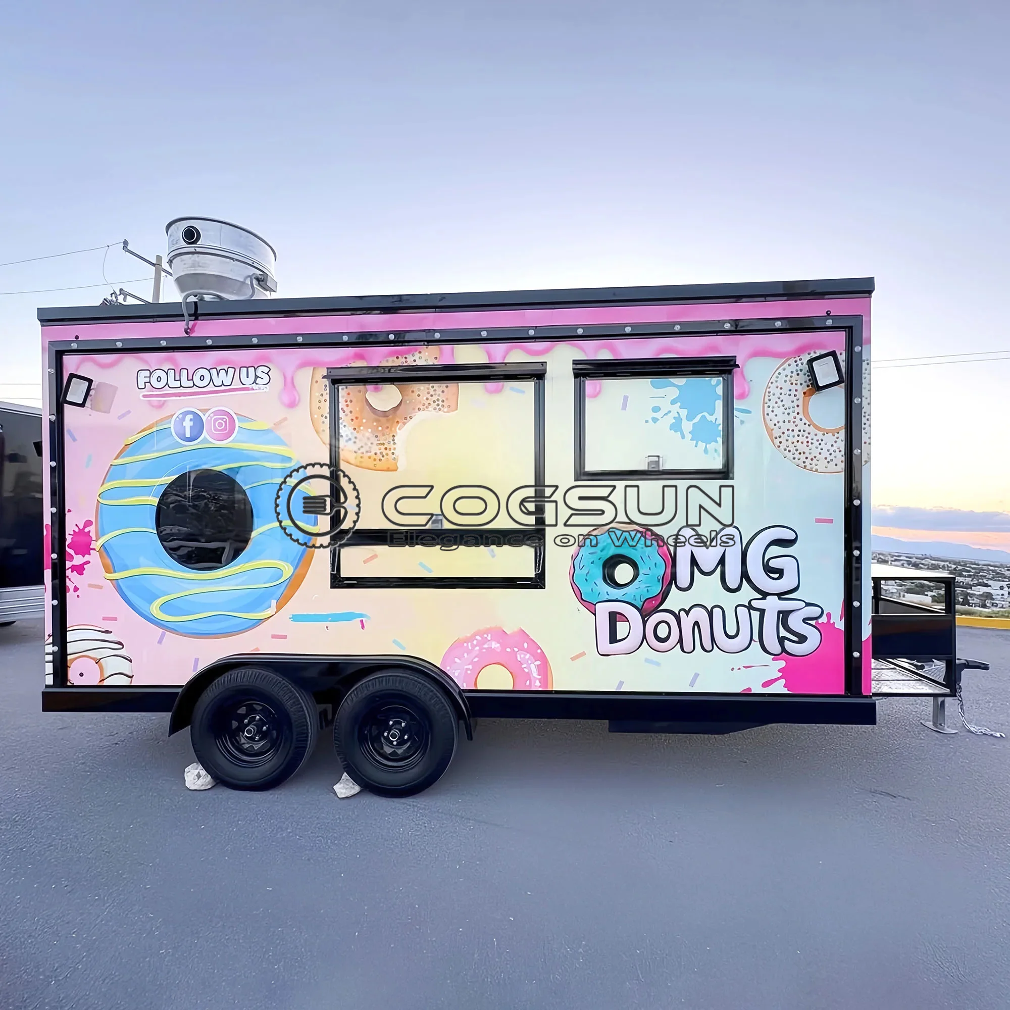 COGSUN Commercial Grade Fully Equipped Food Truck Trailer Mobile Kitchen Burger Taco Wings Fries Hot Dog Ice Cream Station
COGSUN Commercial Grade Fully Equipped Food Truck Trailer Mobile Kitchen Burger Taco Wings Fries Hot Dog Ice Cream Station