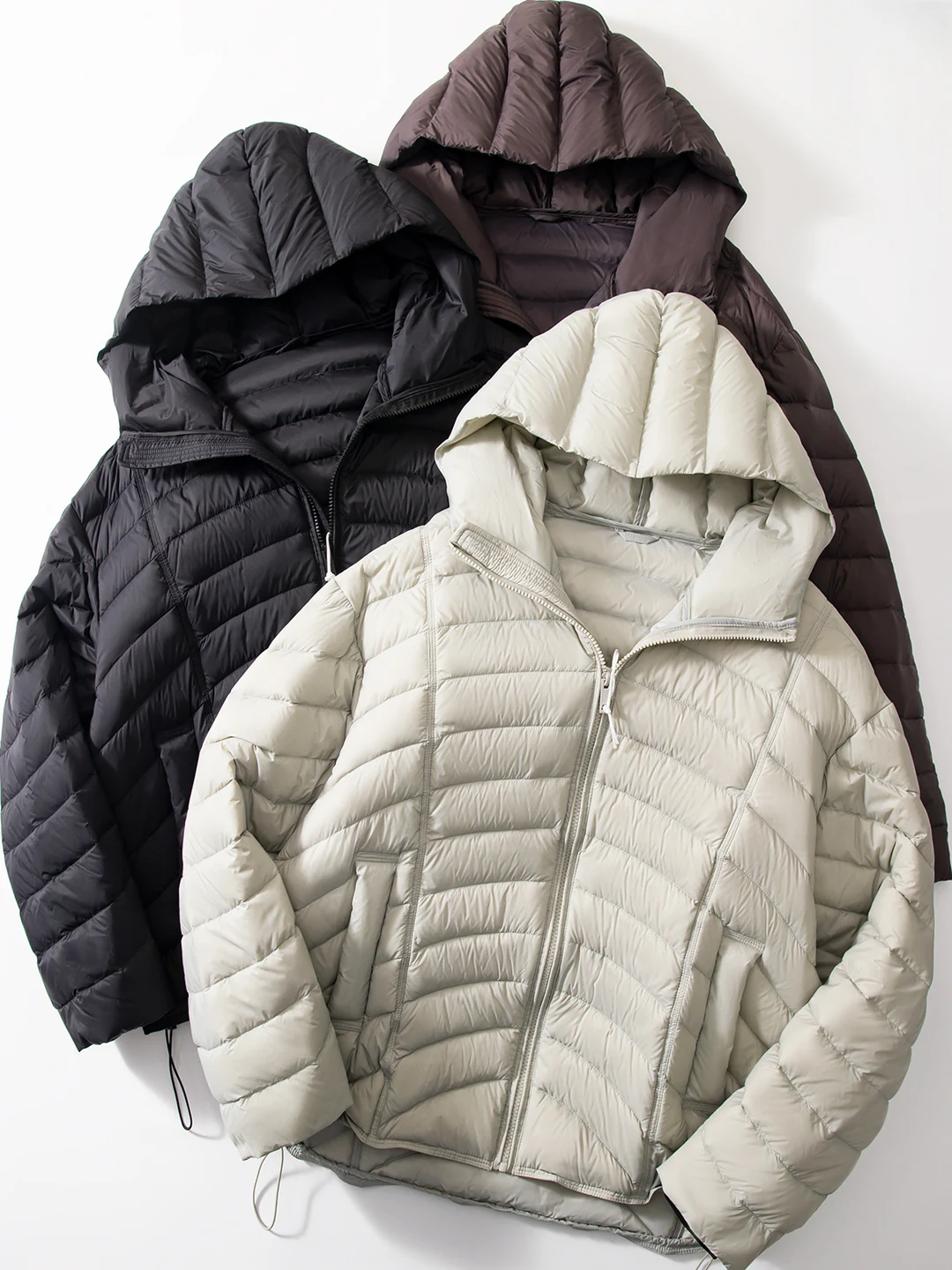 Премиум-куртка-пуховик унисекс из 90% белого утиного пуха, зимняя, в корейском стиле, легкая, тонкая, теплая, с капюшоном, модная
Премиум-куртка-пуховик унисекс из 90% белого утиного пуха, зимняя, в корейском стиле, легкая, тонкая, теплая, с капюшоном, модная