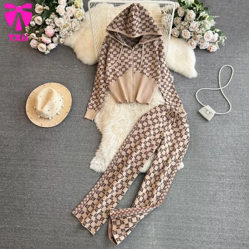 Fashion Casual Knitted Set for Women's Summer 2024 Fashion Age Reducing Internet Celebrity Two-piece Set
Fashion Casual Knitted Set for Women's Summer 2024 Fashion Age Reducing Internet Celebrity Two-piece Set