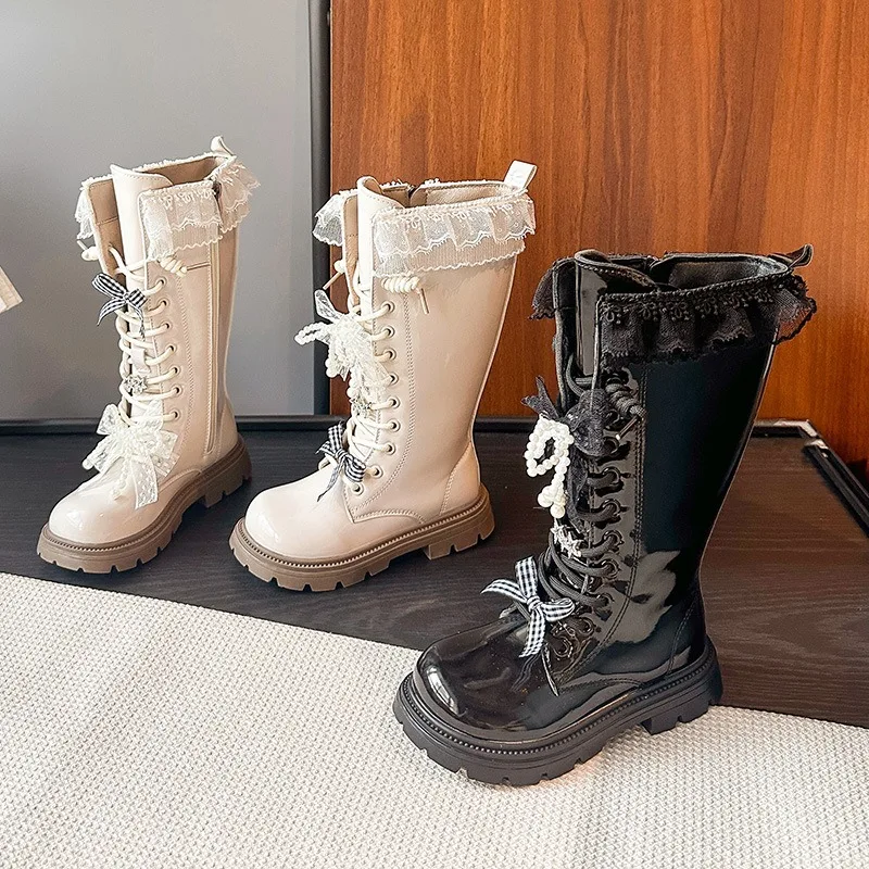 Высокие сапоги для девочек, зима 2024, новая корейская версия кружевных бархатных сапог принцессы для девочек, детские хлопковые сапоги с боковой молнией
Высокие сапоги для девочек, зима 2024, новая корейская версия кружевных бархатных сапог принцессы для девочек, детские хлопковые сапоги с боковой молнией