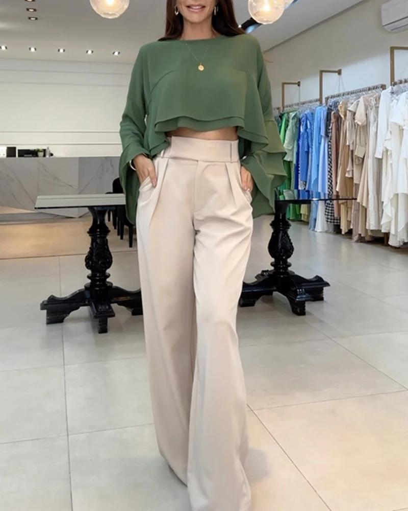 Round Neck Bell Shaped Sleeve Crop Top, Casual Loose Layered Shirt, Elegant and Fashionable Summer Women's Niche Shirt Top
Round Neck Bell Shaped Sleeve Crop Top, Casual Loose Layered Shirt, Elegant and Fashionable Summer Women's Niche Shirt Top