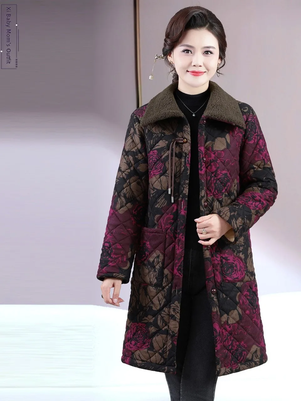 Утепленная хлопковая куртка с отложным воротником для женщин среднего и старшего возраста, теплая зимняя одежда, длинный рукав, средняя длина
Утепленная хлопковая куртка с отложным воротником для женщин среднего и старшего возраста, теплая зимняя одежда, длинный рукав, средняя длина