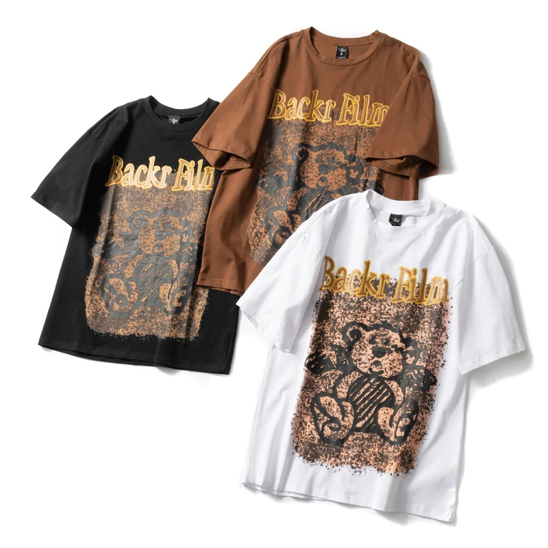 Retro Bear Short Sleeve T-Shirt Glue Process round Neck Loose Casual Summer Top for Men And Women Couples
Retro Bear Short Sleeve T-Shirt Glue Process round Neck Loose Casual Summer Top for Men And Women Couples