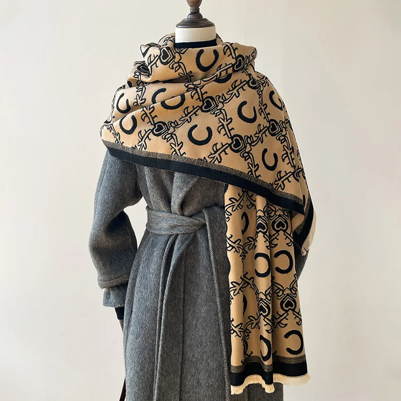 2024 Luxury Cashmere Scarf Women Winter Shawl Warm Neckerchief Paisley Print Thick Blanket Poncho Bufanda Echarpe Bandana Lady
2024 Luxury Cashmere Scarf Women Winter Shawl Warm Neckerchief Paisley Print Thick Blanket Poncho Bufanda Echarpe Bandana Lady