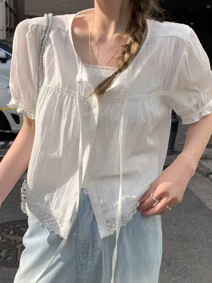 Ele Bubble Sve Single-Button irt for Women Dongda Gate 2025 Summer New Arrival Belted Chic Top Fem Faion
Ele Bubble Sve Single-Button irt for Women Dongda Gate 2025 Summer New Arrival Belted Chic Top Fem Faion