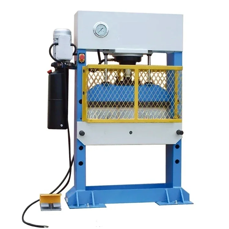 PB-30 and HPB-20 hydraulic bending machines, featuring capacities of 200 kN and 300 kN respectively
PB-30 and HPB-20 hydraulic bending machines, featuring capacities of 200 kN and 300 kN respectively