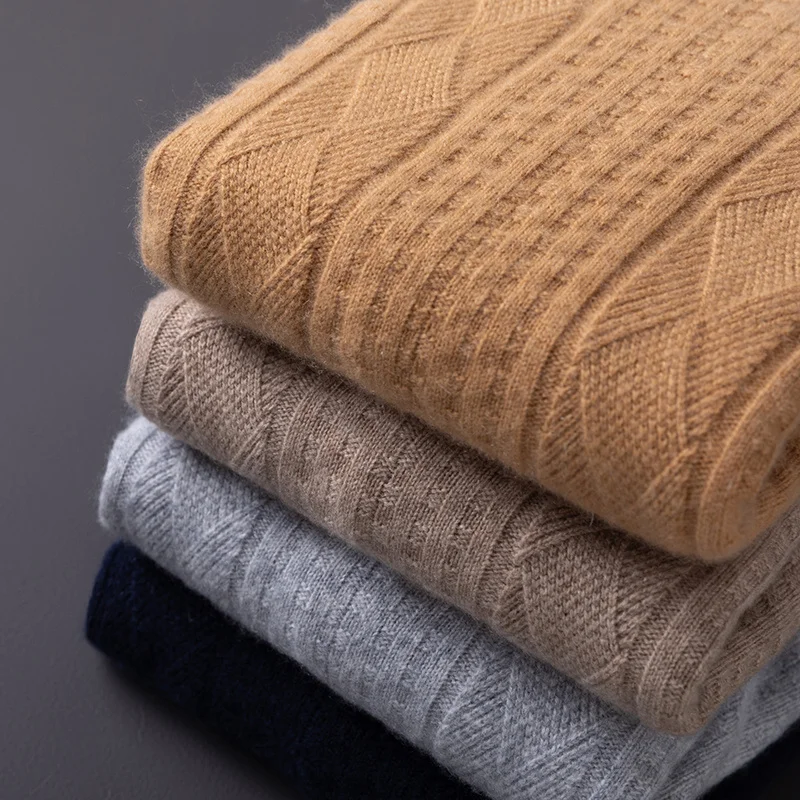 Мужской пуловер из 100% чистого кашемира, деловой повседневный однотонный вязаный свитер, свободный утепленный теплый джемпер с полувысоким воротником
Мужской пуловер из 100% чистого кашемира, деловой повседневный однотонный вязаный свитер, свободный утепленный теплый джемпер с полувысоким воротником