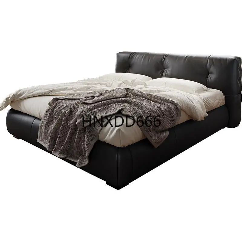 Italian Black Bedroom Bed Leather Queen Designer Hotel Loft Double Beds King Size Adults Modern Cama De Casal Bedroom Furniture
Italian Black Bedroom Bed Leather Queen Designer Hotel Loft Double Beds King Size Adults Modern Cama De Casal Bedroom Furniture