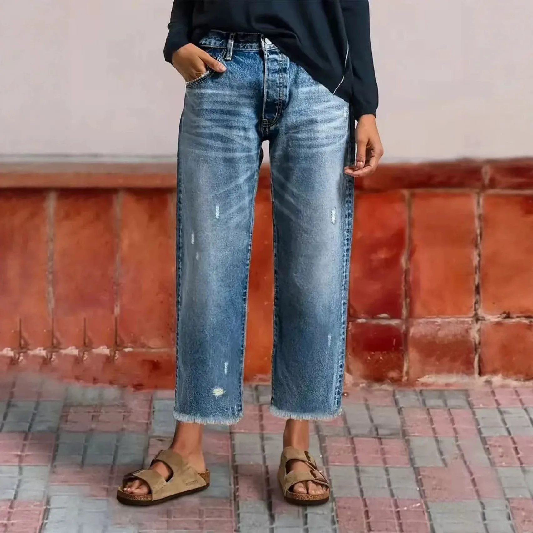 Casual Light Blue Jeans Distressed Mid Rise Waist Denim Pants Straight Loose Fit Denim Jeans Wide Leg Cropped Jeans Pants
Casual Light Blue Jeans Distressed Mid Rise Waist Denim Pants Straight Loose Fit Denim Jeans Wide Leg Cropped Jeans Pants