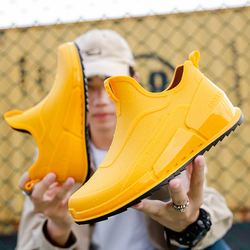 men's short tube rain boots Men Outdoor Non-slip Fishing Shoes Light Hiking Shoes Durable Waterproof Rain Boots Rubber
men's short tube rain boots Men Outdoor Non-slip Fishing Shoes Light Hiking Shoes Durable Waterproof Rain Boots Rubber