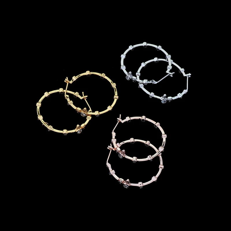 S925 Sterling Silver Ladies Atmospheric Small Saturn Charm Earrings High Sense Fashion Versatile Jewelry
S925 Sterling Silver Ladies Atmospheric Small Saturn Charm Earrings High Sense Fashion Versatile Jewelry