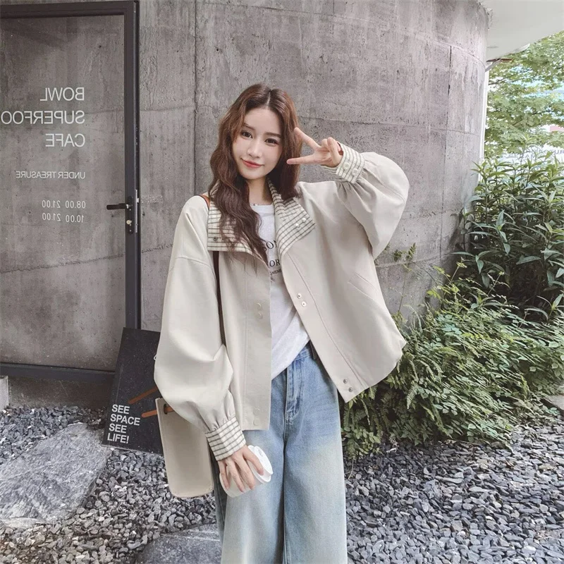 Woman Clothes New Fashion Advanced Sense Beige Plaid Stitching Fashion Coat Female Autumn Joker Loose Casual Beautiful Jacket
Woman Clothes New Fashion Advanced Sense Beige Plaid Stitching Fashion Coat Female Autumn Joker Loose Casual Beautiful Jacket