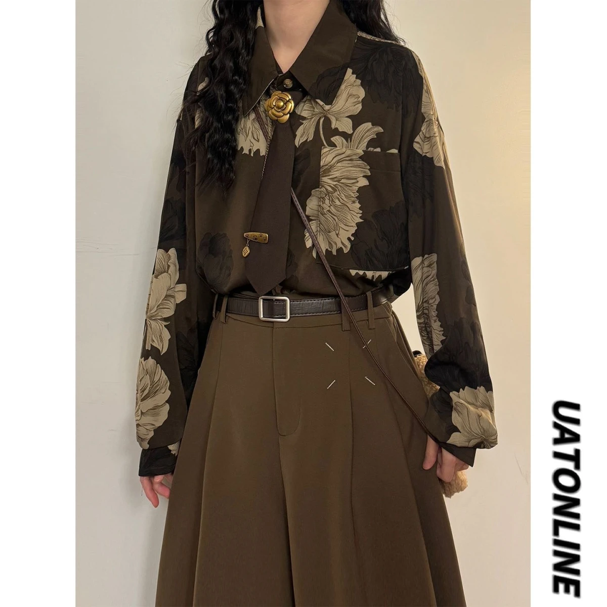Spring 2026 Loose Fit Floral Print Long Sve Casual irt Open Cardigan Sle Men's Faion Retro Vintage Feeling Top
Spring 2026 Loose Fit Floral Print Long Sve Casual irt Open Cardigan Sle Men's Faion Retro Vintage Feeling Top