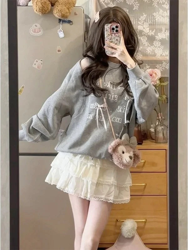 Korean Style round Neck 3D Knot Sweatshirt Women Spring Autumn New Design Hollow out Shoulder Long Sleeve Top
Korean Style round Neck 3D Knot Sweatshirt Women Spring Autumn New Design Hollow out Shoulder Long Sleeve Top