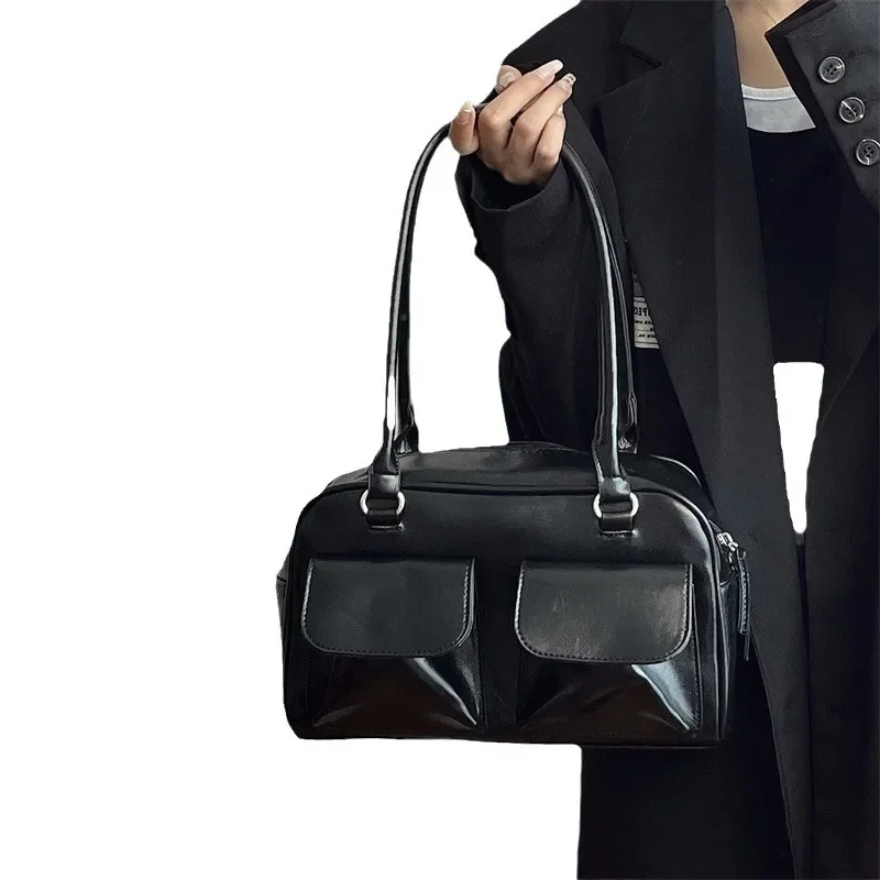 Premium niche underarm bag female 2025 new large capacity retro simple commuter Tote multi-pocket fashion hundred shoulder bag
Premium niche underarm bag female 2025 new large capacity retro simple commuter Tote multi-pocket fashion hundred shoulder bag