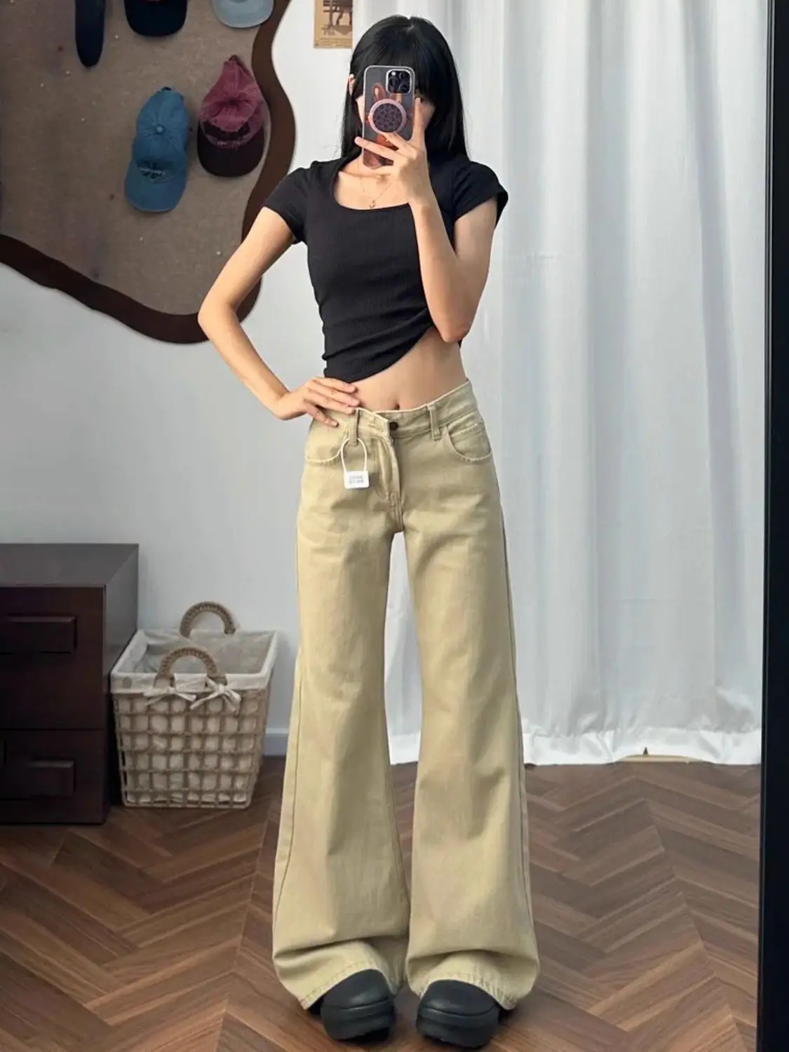 Американские джинсы-клеш с высокой талией для женщин, весна-осень, цвет хаки, длинные брюки, низкая талия, расклешенные, с эффектом неравномерного расширения низа
Американские джинсы-клеш с высокой талией для женщин, весна-осень, цвет хаки, длинные брюки, низкая талия, расклешенные, с эффектом неравномерного расширения низа