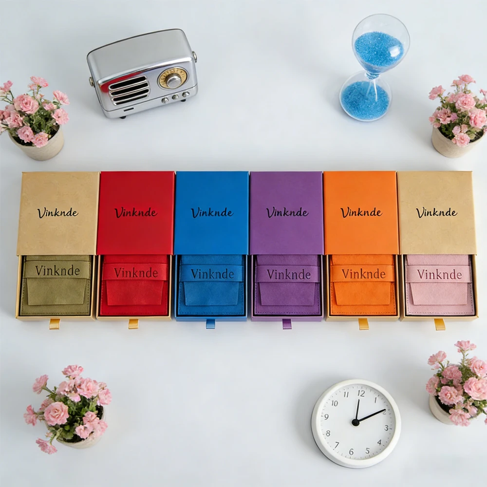 Customized Logo Jewelry Drawers Box With Jewellry Packaging Bags Envelope Flap Microfiber Suede Wedding Party Gift Pouches Boxes
Customized Logo Jewelry Drawers Box With Jewellry Packaging Bags Envelope Flap Microfiber Suede Wedding Party Gift Pouches Boxes