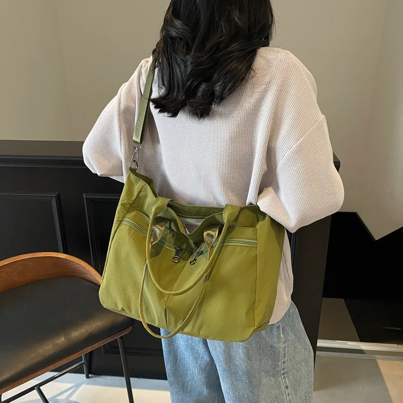 Новая женская парусиновая сумка-тоут, большая вместительная повседневная однотонная сумка на плечо, универсальная сумка для подмышек, легкий кошелек для покупок
Новая женская парусиновая сумка-тоут, большая вместительная повседневная однотонная сумка на плечо, универсальная сумка для подмышек, легкий кошелек для покупок