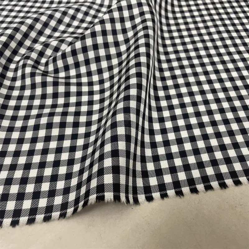 Ацетатная шелковистая ткань, черно-белая маленькая сетчатая платье, блузка Qipao, домашняя одежда, текстура, формальная мода, элегантная роскошная ткань