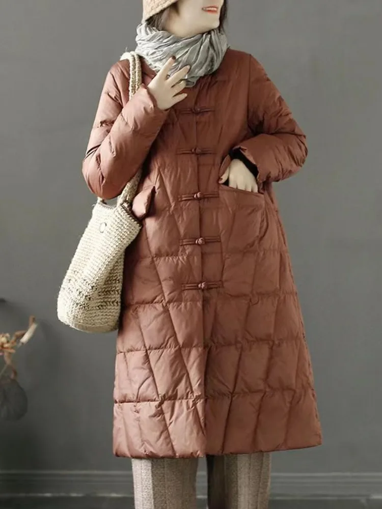 Длинное длинное джато в стиле ретро, женское пальто с хлопковой подкладкой, теплое повседневное пальто для мам, свободная посадка, зимняя верхняя одежда на пуговицах средней длины
Длинное длинное джато в стиле ретро, женское пальто с хлопковой подкладкой, теплое повседневное пальто для мам, свободная посадка, зимняя верхняя одежда на пуговицах средней длины