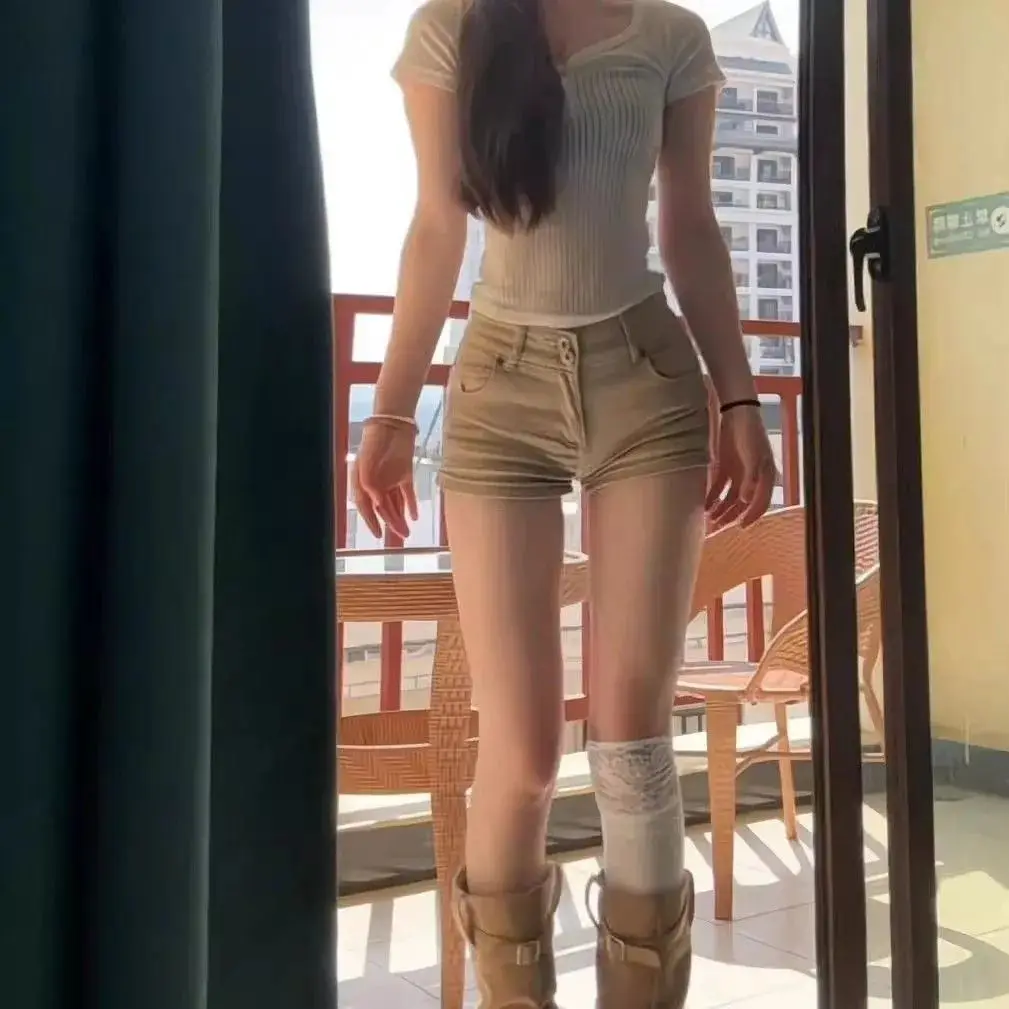 Джинсы цвета хаки с низкой талией, американские джинсы для девочек, обтягивающие прямые брюки для похудения, повседневные узкие шорты для маленьких фигурок
Джинсы цвета хаки с низкой талией, американские джинсы для девочек, обтягивающие прямые брюки для похудения, повседневные узкие шорты для маленьких фигурок