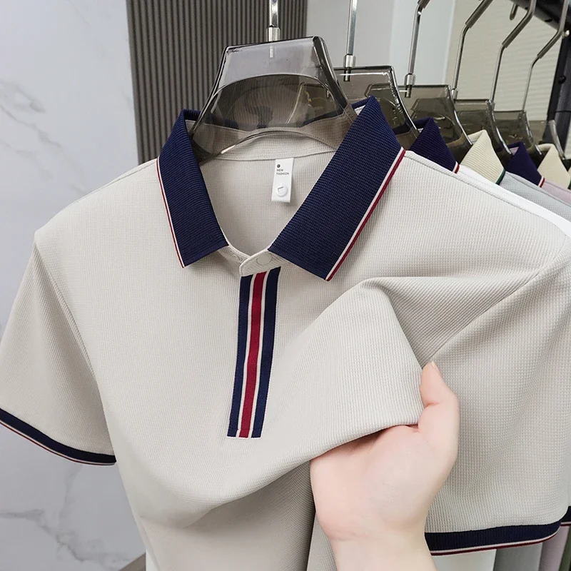 Personality Color Blocked Short Sleeve Polo Shirt Men's Summer New Fashion Luxury Comfort Breathable Youth Casual Lapel T-shirt
Personality Color Blocked Short Sleeve Polo Shirt Men's Summer New Fashion Luxury Comfort Breathable Youth Casual Lapel T-shirt