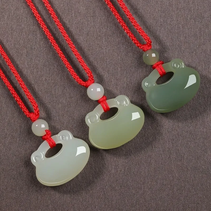 Hetian Jade Peaceful Ruyi Lock Pendant for Men Women Babies Kids White Jade Necklace Pendant Amulet Gifts
Hetian Jade Peaceful Ruyi Lock Pendant for Men Women Babies Kids White Jade Necklace Pendant Amulet Gifts