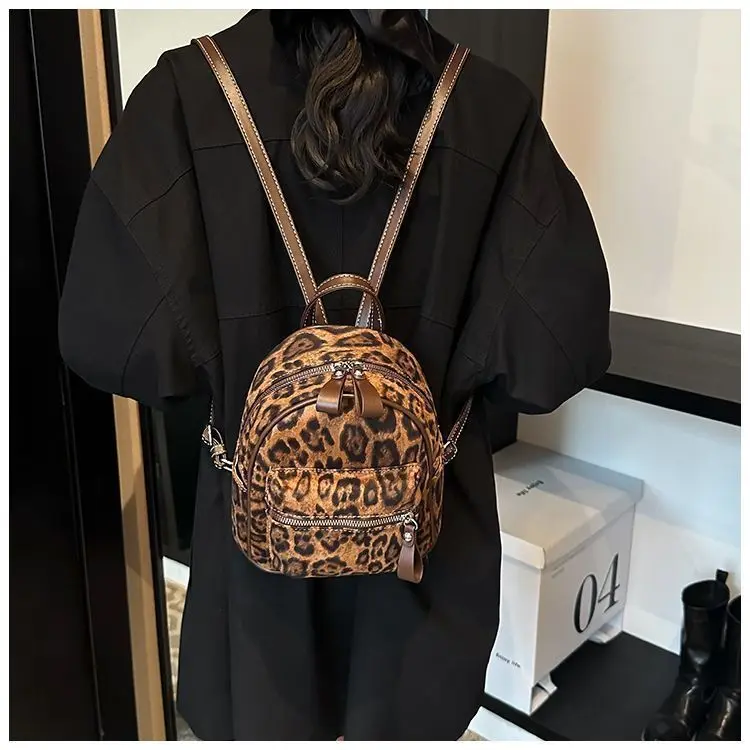 Leopard Print All-match Small Women's Backpack New Style Backpack Mini Schoolbag Easy To Carry When Going Out
Leopard Print All-match Small Women's Backpack New Style Backpack Mini Schoolbag Easy To Carry When Going Out
