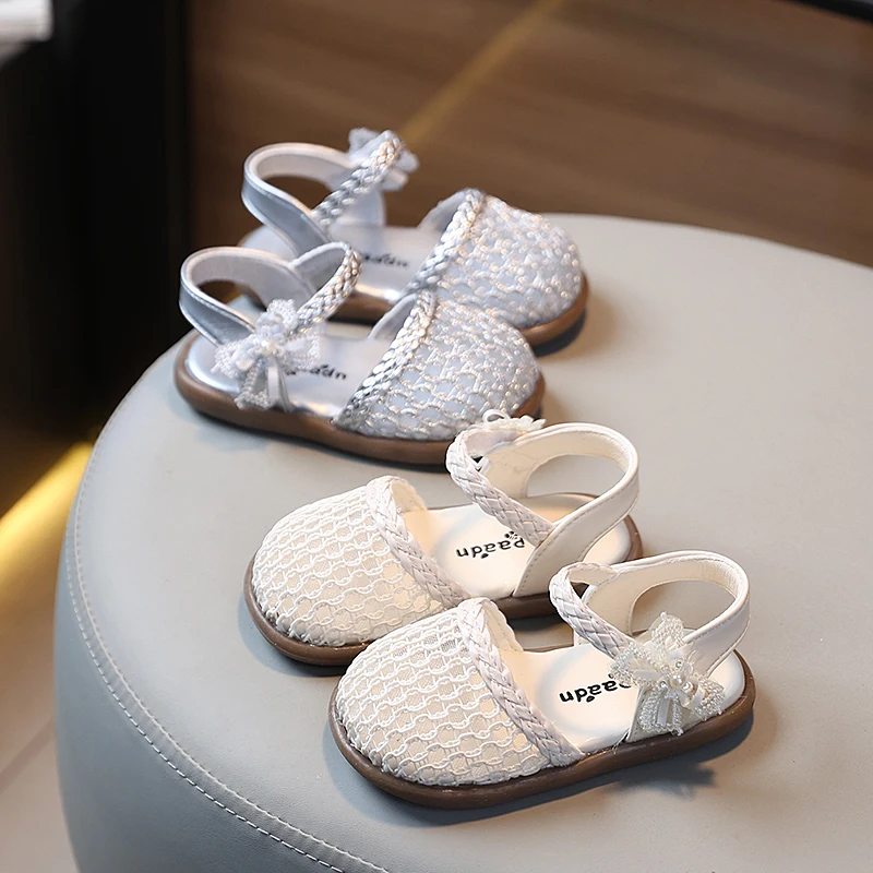Summer New Children's Woven Mesh Single Shoes Princess Hollow-out Breathable Girls' Learning Shoes Sandals
Summer New Children's Woven Mesh Single Shoes Princess Hollow-out Breathable Girls' Learning Shoes Sandals