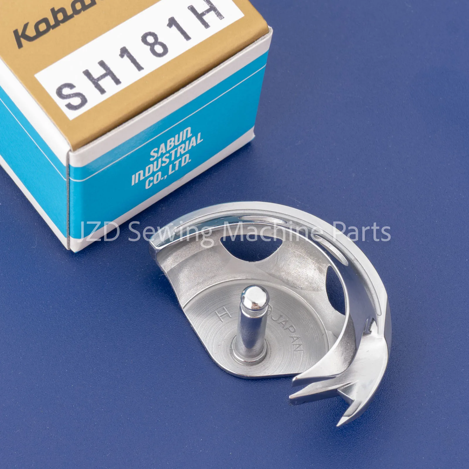 ОРИГИНАЛЬНЫЙ крючок-човник KOBAN SH181H для швейной машины Mitsubishi PLK-A4516/Singer 469u, 569u MS17A1120
ОРИГИНАЛЬНЫЙ крючок-човник KOBAN SH181H для швейной машины Mitsubishi PLK-A4516/Singer 469u, 569u MS17A1120