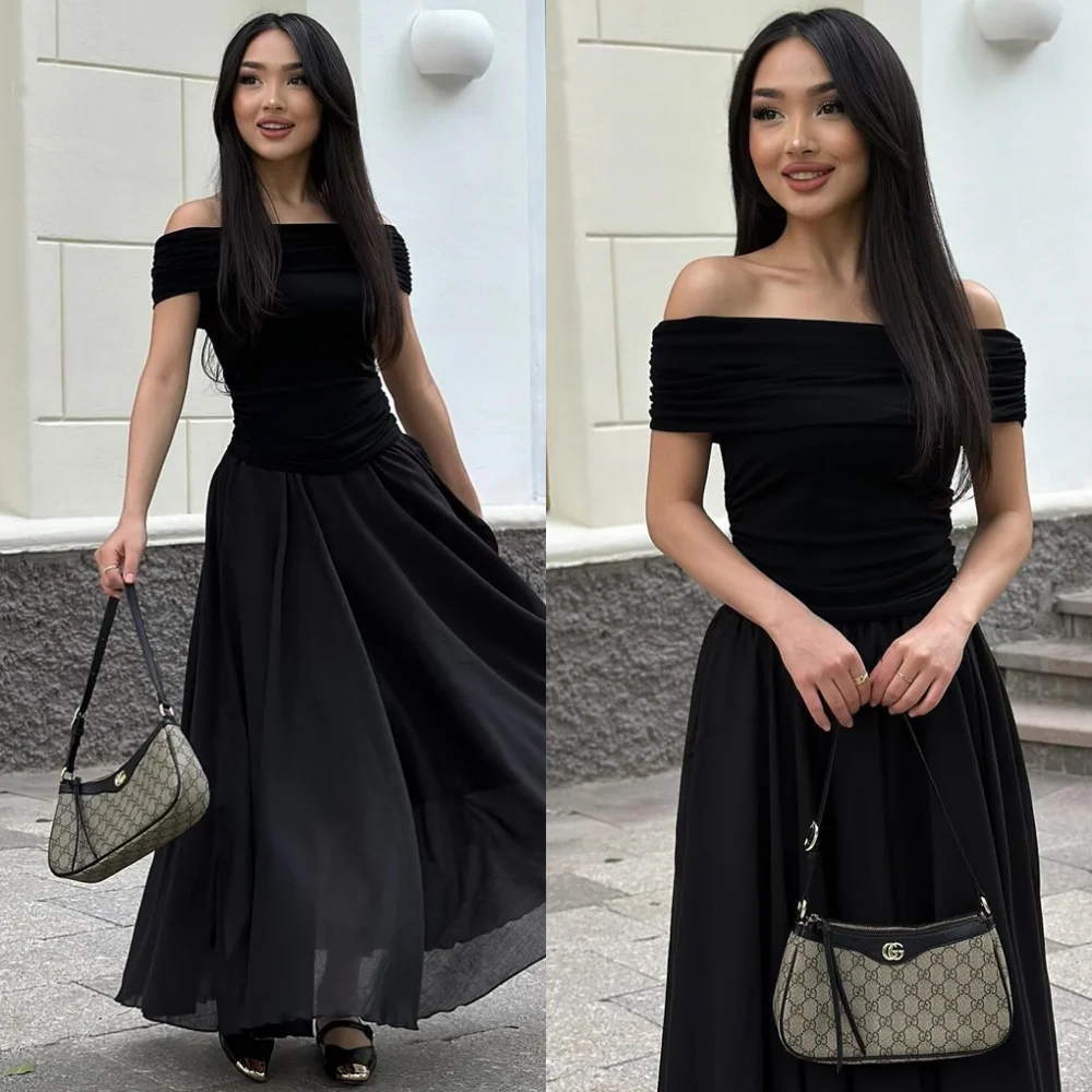 Customized Simple Black Chiffon Evening Dress Exquisite Boat Neck Off the Shoulder Homecoming Dress Special Occasion Gowns
Customized Simple Black Chiffon Evening Dress Exquisite Boat Neck Off the Shoulder Homecoming Dress Special Occasion Gowns