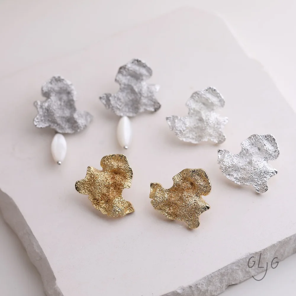 2PCS Irregular Surface Design Ear Studs for Jewelry Making Earrings Components DIY Brass 14k Gold Plated Accessories 21*24mm
2PCS Irregular Surface Design Ear Studs for Jewelry Making Earrings Components DIY Brass 14k Gold Plated Accessories 21*24mm