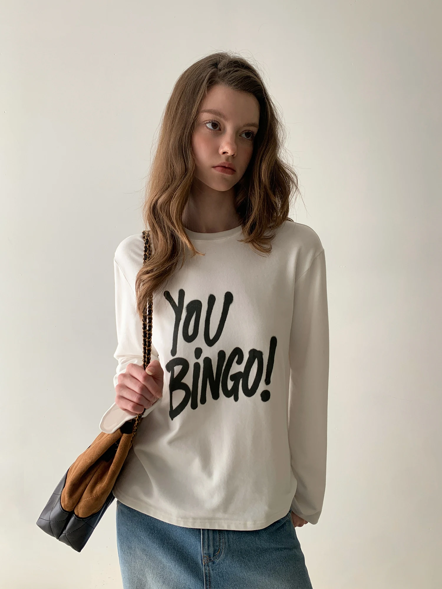 Eggka White Long Sleeve Flocking T-Shirt Women's Autumn Winter round Neck Loose Slimming Base Layer Top Casual Style Cotton
Eggka White Long Sleeve Flocking T-Shirt Women's Autumn Winter round Neck Loose Slimming Base Layer Top Casual Style Cotton