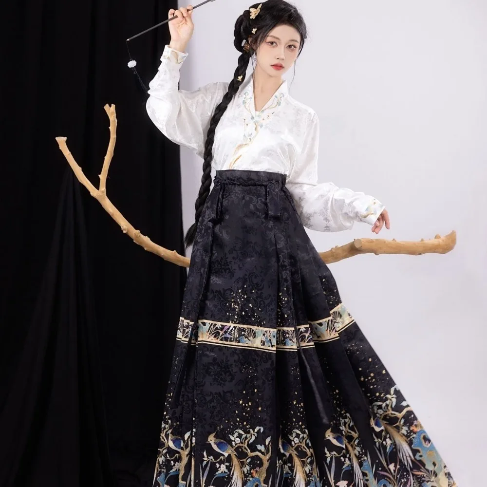  Оригинальный комплект Hanfu — новый топ в китайском стиле + юбка Mian из двух предметов для женщин, элегантный традиционный костюм с модным дизайном
Оригинальный комплект Hanfu — новый топ в китайском стиле + юбка Mian из двух предметов для женщин, элегантный традиционный костюм с модным дизайном
