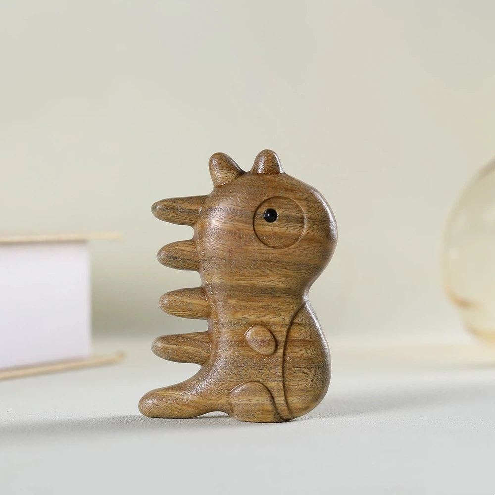 Антистатическая мини-расческа из дерева, зеленое сандаловое дерево, деревянная расческа для волос с мультяшными животными, расческа-щетка для волос в виде динозавра и ежика
Антистатическая мини-расческа из дерева, зеленое сандаловое дерево, деревянная расческа для волос с мультяшными животными, расческа-щетка для волос в виде динозавра и ежика