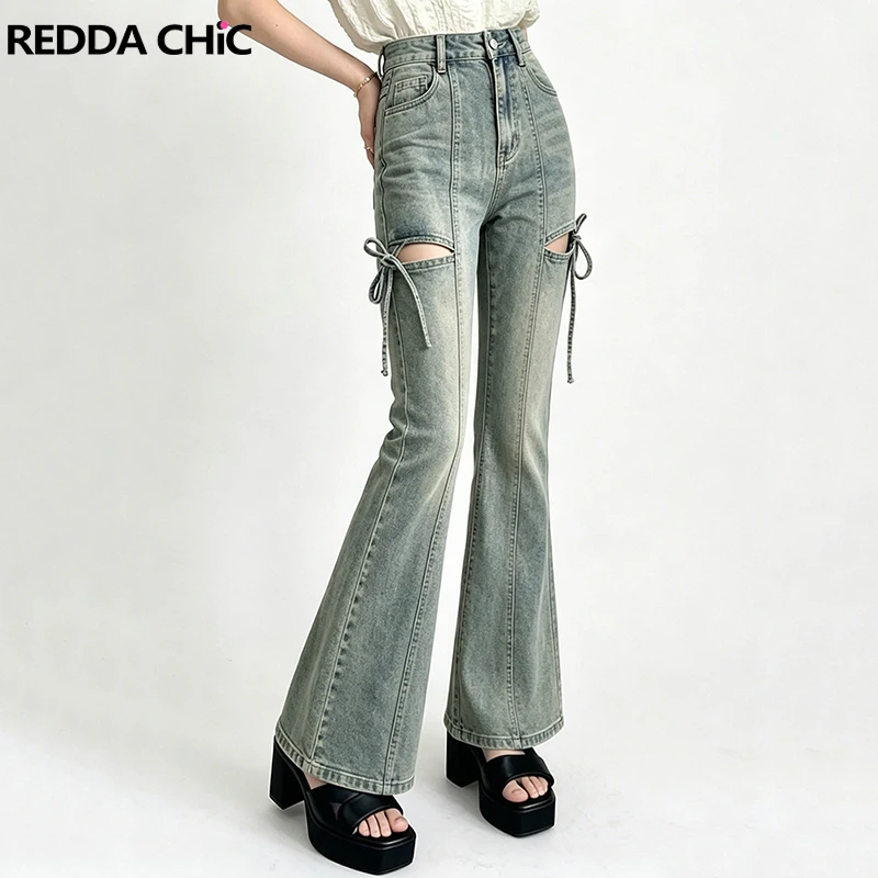 REDDACHiC Bowknot Bootcut Denim Pants Y2K Retro Tall Girl Stretch High Rise Denim Bell Bottoms New In Cutecore Women Streetwear
REDDACHiC Bowknot Bootcut Denim Pants Y2K Retro Tall Girl Stretch High Rise Denim Bell Bottoms New In Cutecore Women Streetwear